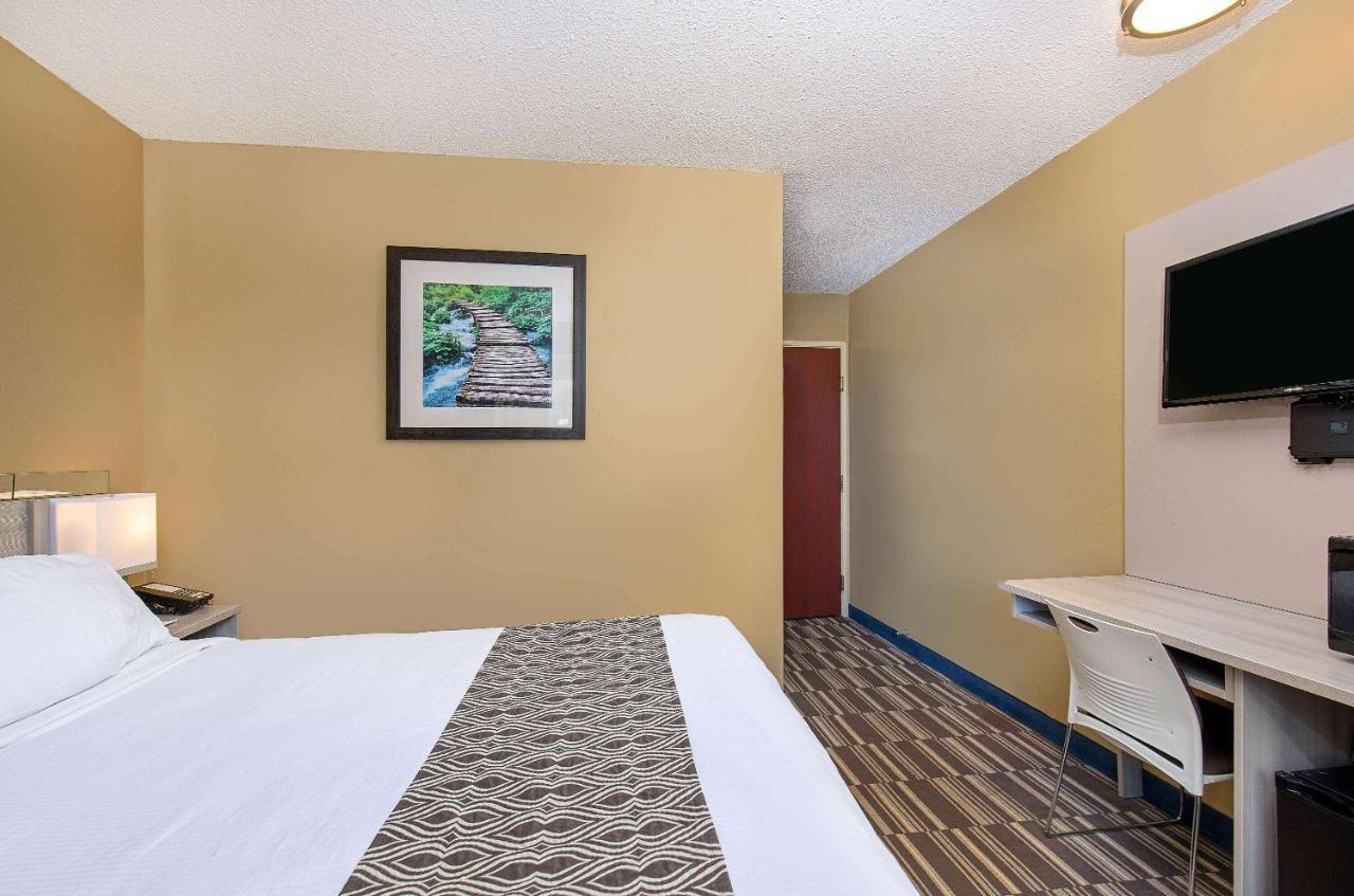 Microtel Inn & Suites By Wyndham Dry Ridge Εξωτερικό φωτογραφία